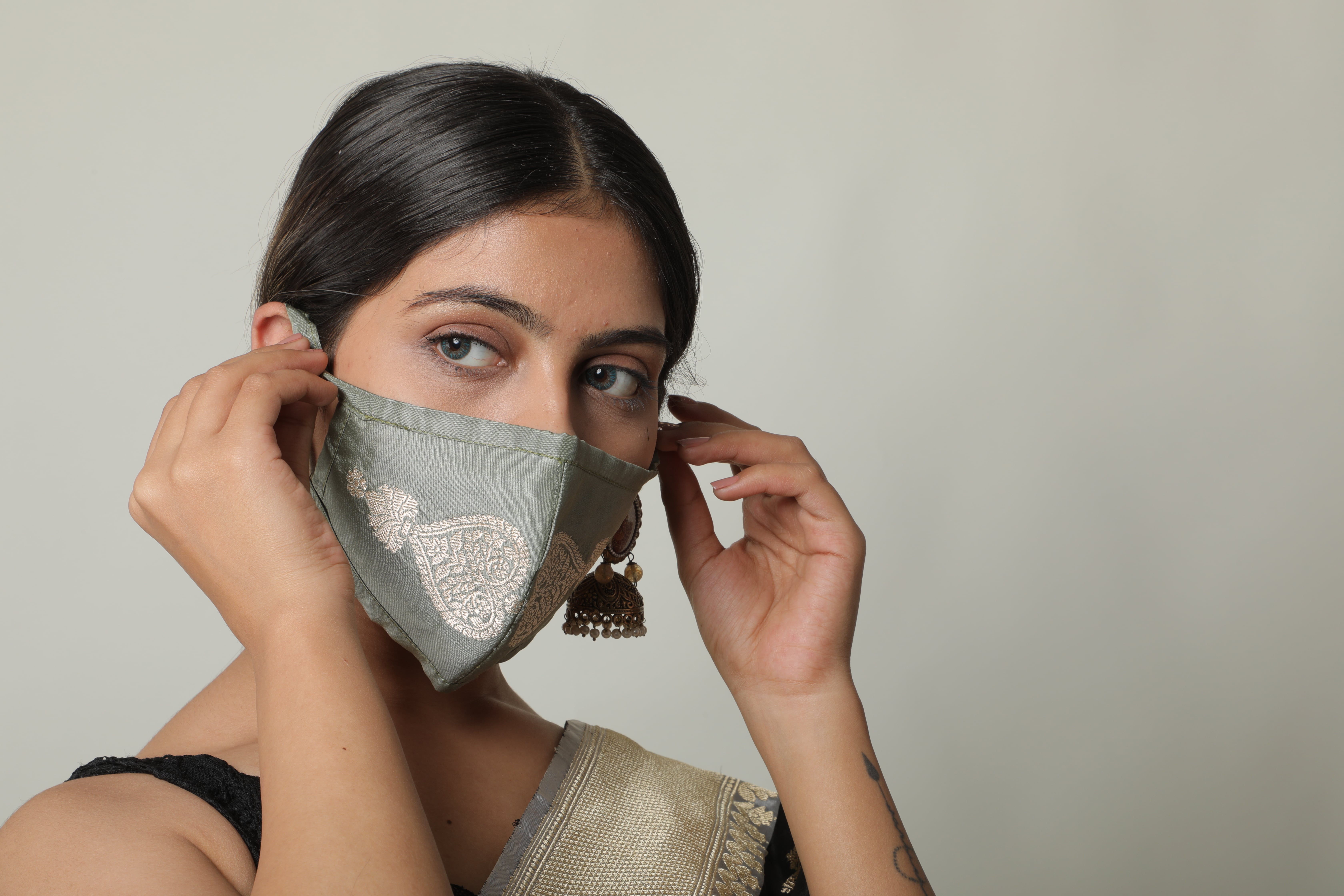 Handwoven black colour silk mask